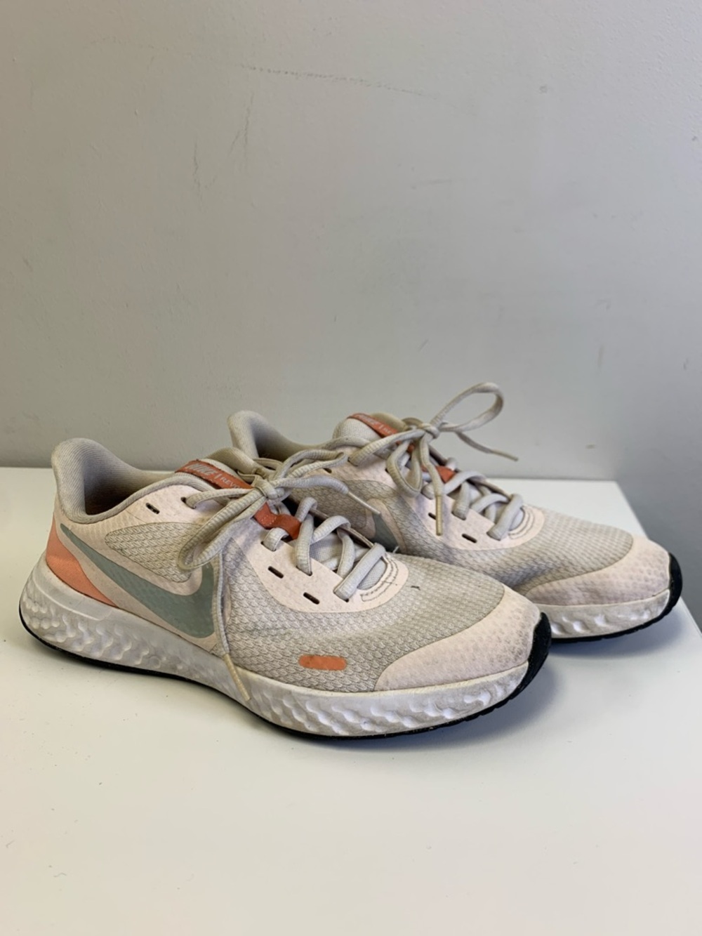 Nike Women's Light Pink Athletic Running Shoes with Mint and Coral Accents